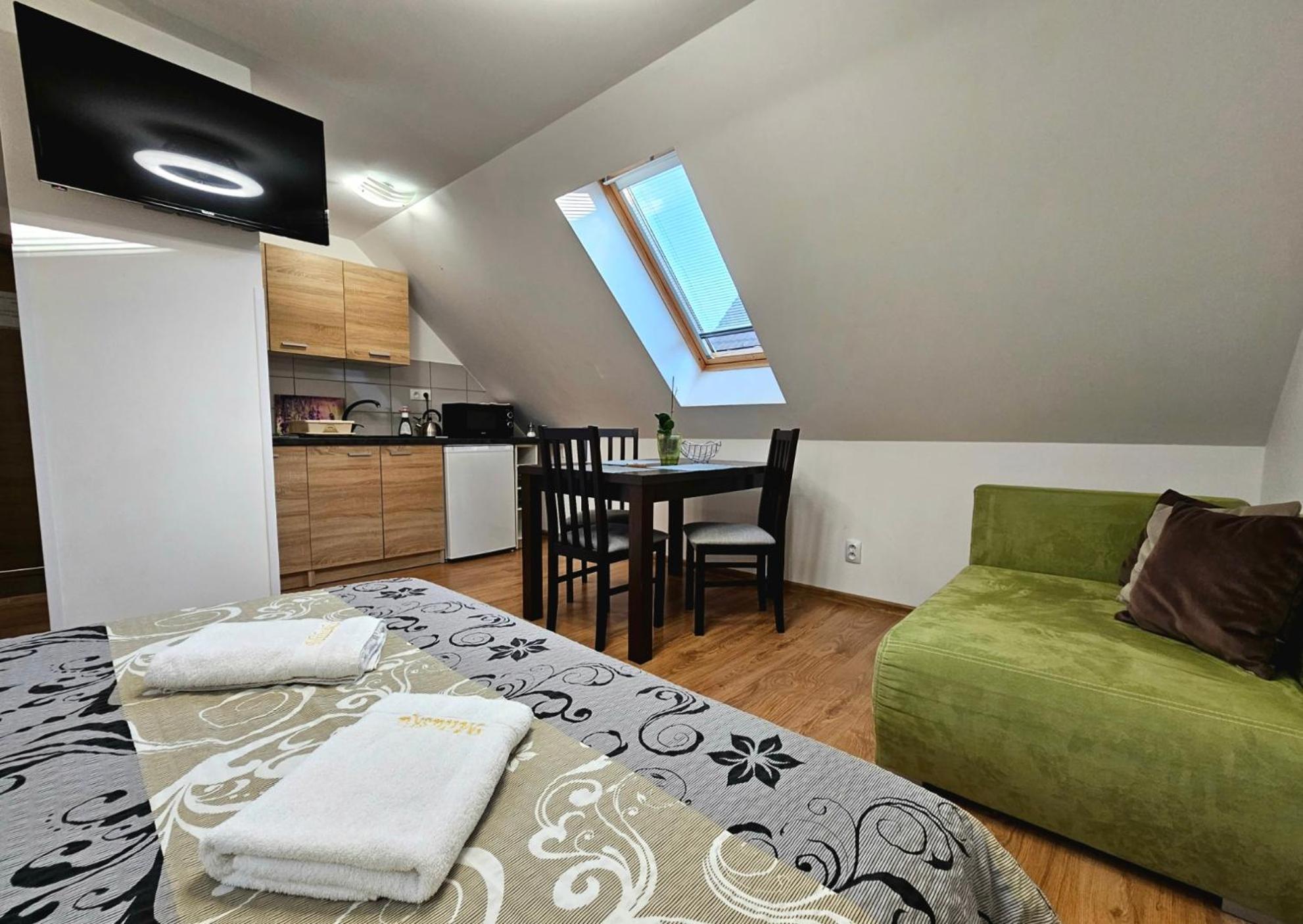 Apartmany Miluska Bešeňová المظهر الخارجي الصورة